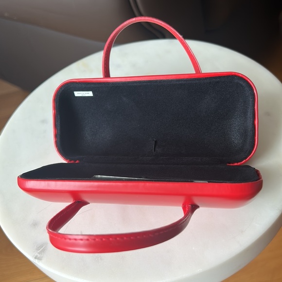 Ellen Tracy Sunglass Case - Picture 4 of 4